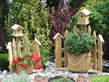 wood corner picket fence garden planter w birdhouse amish handcrafted