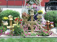 Spice up Your Driveway w/ Planters